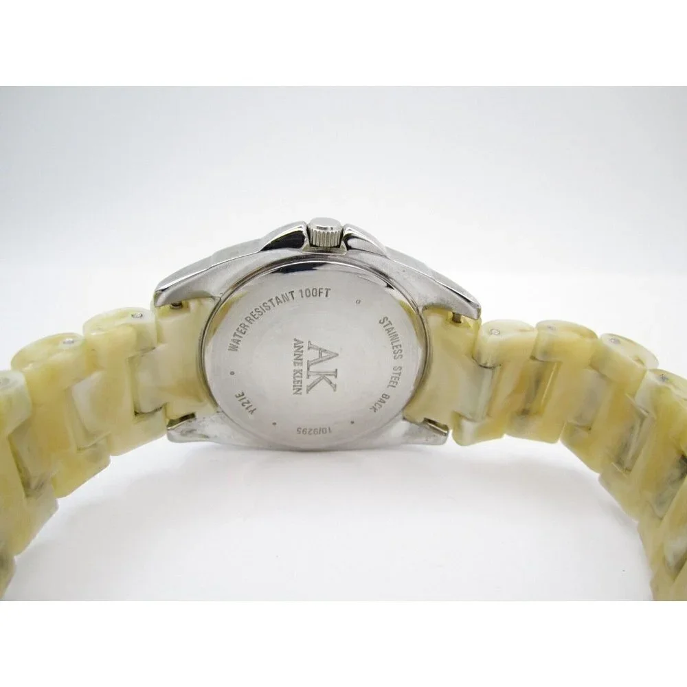 Women Anne Klein Quartz WR Analog 39mm‎ Dial Causal Round Watch (G114)